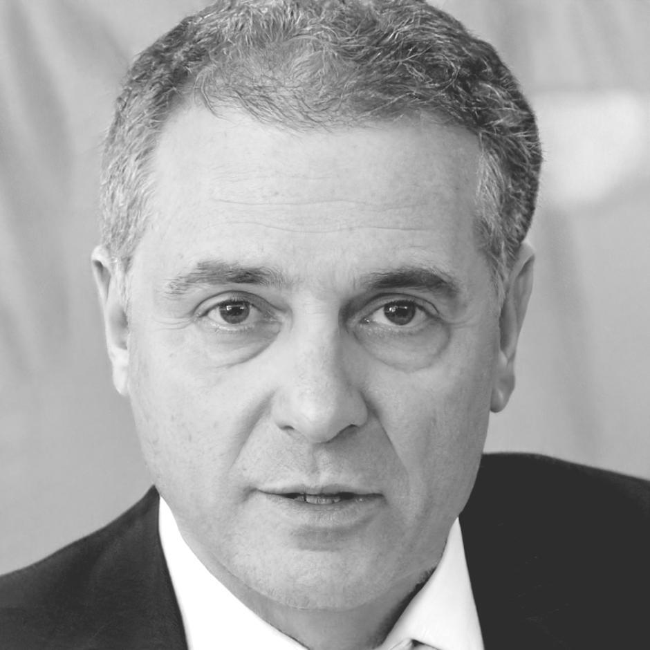 Facilitador Luis Mendoza